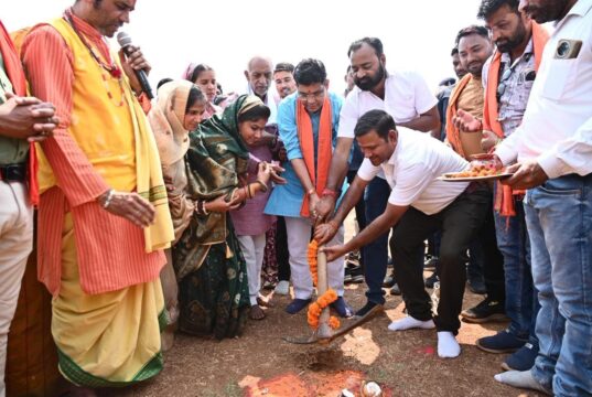 समृद्ध और सुलभ ग्रामीण भारत के लिए मज़बूत आधारभूत संरचना है पुल – मंत्री टंक राम वर्मा….