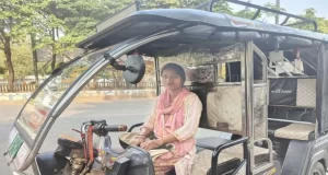 श्रम विभाग की योजनाओं से श्रमिक बनेंगे आत्मनिर्भर, मिलेगा स्वरोजगार का अवसर, दीदी ई-रिक्शा एवं ई-रिक्शा सहायता योजना से होगा श्रमिकों का सर्वांगीण विकास…..