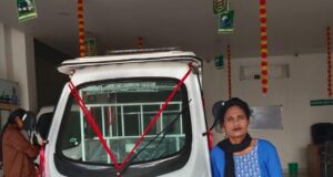 दिव्यांगता भी नहीं रोक सकी सायरा बनो का हौसला: सायरा बानो ई-रिक्शा चलाकर बनीं आत्मनिर्भरता की मिसाल….