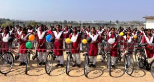 सरस्वती साइकिल योजना और बेटी बचाओ-बेटी पढ़ाओ से सशक्त हो रहीं बेटियां….