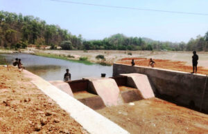 चेकडैम बना ग्रामीण आत्मनिर्भरता का मजबूत आधार, जल संरक्षण से बदली खेती की तस्वीर….