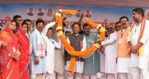 छत्तीसगढ़ में सामूहिक विवाह बना सामाजिक एकता का उत्सव, मुख्यमंत्री ने 13 नवदंपतियों को दिया आशीर्वाद….