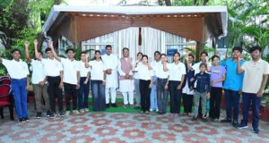 मुख्यमंत्री विष्णुदेव साय ने प्रावीण्य सूची के मेधावी विद्यार्थियों से की आत्मीय चर्चा…..