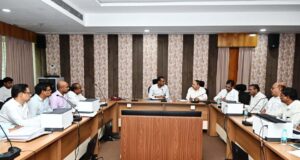 ‘नागरिकों की सुविधा सर्वोपरि, भविष्य की जरुरतों के अनुरूप करें निर्माण’, लोक निर्माण विभाग के सचिव ने निर्माणाधीन पुलों के कार्यों की प्रगति की समीक्षा की….