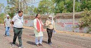 उप मुख्यमंत्री अरुण साव ने निर्माणाधीन सड़क का किया निरीक्षण…..