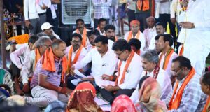 ’उप मुख्यमंत्री विजय शर्मा ने दी विकास कार्यों की बड़ी सौगात, 4.36 करोड़ रूपए लागत के सड़क पुल-पुलिया निर्माण का किया भूमिपूजन’….