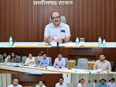 शासन के मिशन मोड में किए जाने वाले कार्यों की हुई समीक्षा, मुख्य सचिव ने अधिकारियों की ली बैठक…..