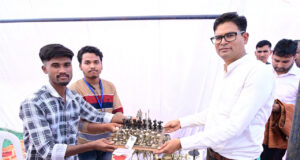 इनोवेशन महाकुंभ 1.0 में वित्त मंत्री ओपी चौधरी ने किया स्टॉल्स का निरीक्षण, युवाओं को दिया नवाचार का संदेश….