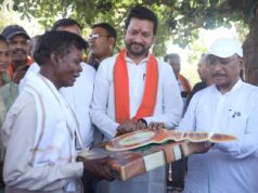 सुशासन तिहार: मुख्यमंत्री विष्णु देव साय ने पीएम जनमन के हितग्राही को सौंपी खुशियों की चाबी…..