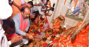 उप मुख्यमंत्री अरुण साव ने तेलीन सत्ती माता मंदिर में की पूजा-अर्चना….