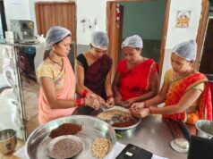 महुआ से आत्मनिर्भरता की उड़ान: वन धन विकास केंद्र कौरिनभाठा बना महिला सशक्तिकरण और आजीविका का सफल मॉडल…..