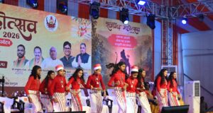 दो दिवसीय रामगढ़ महोत्सव के समापन समारोह में रंगारंग सांस्कृतिक कार्यक्रमों की रही धूम, श्री राम के भक्तिमय गीत-संगीत की प्रस्तुतियों से राममय हुआ वातावरण….