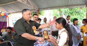 कस्तूरबा गांधी विद्यालय झिरमिटी में ‘शाला प्रवेश उत्सव’ संपन्न, पर्यटन मंत्री राजेश अग्रवाल ने किया छात्राओं का स्वागत….