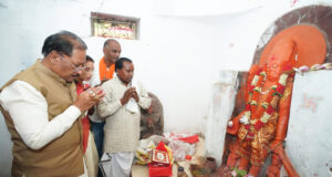 मुख्यमंत्री विष्णुदेव साय ने ऐतिहासिक चतुर्भुज विष्णु मंदिर में की पूजा-अर्चना, प्रदेश की सुख-समृद्धि की कामना……