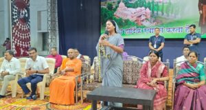 नक्सल मुक्त नारायणपुर विकास की नई उड़ान पर : मंत्री लक्ष्मी राजवाड़े ने विद्यार्थियों को दिया बड़े सपने देखने का संदेश….
