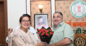 सिंधी अकादमी की अध्यक्ष सुषमा जेठानी ने मंत्री राजेश अग्रवाल से की सौजन्य मुलाकात…..