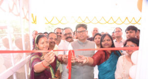 बुजुर्गों को मिला अपनापन और सम्मान का नया ठिकाना, अंबिकापुर में शुरू हुआ ‘सियान गुड़ी’ डे-केयर सेंटर, वित्त मंत्री ओ.पी. चौधरी ने किया शुभारंभ, वरिष्ठ नागरिकों के साथ खेली कैरम-लूडो…..