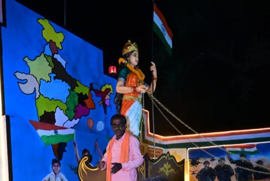उप मुख्यमंत्री विजय शर्मा ने भारत माता की प्रतिमा एवं भव्य शहीद स्मारक का किया लोकार्पण….