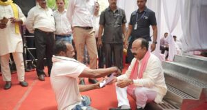 सुशासन तिहार 2026 : उप मुख्यमंत्री अरुण साव की संवेदनशीलता से दिव्यांग कपिल के चेहरे पर लौटी मुस्कान’….