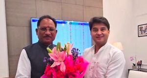 छत्तीसगढ़ के दूरस्थ क्षेत्रों को मिलेगी मजबूत डिजिटल पहचान, 2,305 नए मोबाइल टावरों के लिए मुख्यमंत्री विष्णु देव साय ने केंद्र से मांगी मंजूरी….