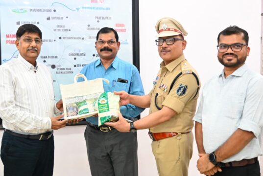महिला स्व-सहायता समूहों के ‘विष्णु भोग’ चावल की खुशबू पहुंची पुलिस मुख्यालय तक….