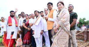 माँ चन्द्रहासिनी आरोग्य धाम बनेगा जनसेवा का नया केंद्र : वित्त मंत्री ओपी चौधरी…..