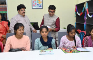गांव और शहर के युवाओं के बीच अवसरों की दूरी मिटाएगी ई-लाइब्रेरी- मंत्री टंक राम वर्मा….