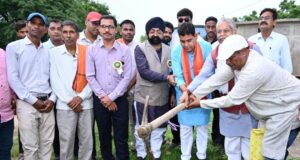भौतिक प्रगति के साथ अपनी समृद्ध परंपरा और मानवीय मूल्यों को सहेजकर रखना ही सच्चा विकास- मंत्री टंक राम वर्मा……