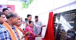 महलोई गांव में 104 परिवारों को प्रधानमंत्री आवास, महतारी वंदन योजना से 205 महिलाओं को मिल रहा लाभ: वित्त मंत्री ओपी चौधरी…