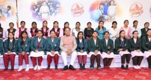 NEET में एकलव्य विद्यालय भैरमगढ़ के तीन विद्यार्थियों ने लहराया सफलता का परचम, ज्ञानेश्वर, कशिश नेताम और पूर्वी वाचम की सफलता से विद्यालय और जिले में खुशी की लहर….