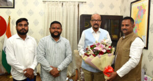 राज्यपाल रमेन डेका से अखिल भारतीय कुर्मी क्षत्रिय महासभा के प्रतिनिधिमंडल की सौजन्य मुलाकात….