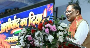 सवा लाख ‘आशीर्वाद के दीपों’ से जगमगाया खारुन तट, प्रधानमंत्री नरेंद्र मोदी के स्वस्थ और दीर्घायु जीवन के लिए हुई महाआरती….