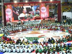 ‘नमो सेवा गाथा’ लाइट एंड साउंड शो में जीवंत हुई प्रधानमंत्री श्री नरेंद्र मोदी की प्रेरणादायी जीवन यात्रा,‘सेवा के रंग, राष्ट्र के संग’ समारोह में शामिल हुए मुख्यमंत्री विष्णुदेव साय