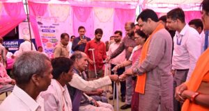 सरकार आपके द्वार: कोटमीकला, अंधियारखोह और गुदुमदेवरी में सेवा सेतु शिविर आयोजित…..