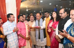 मुख्यमंत्री निवास में गरबा महोत्सव की धूम, भक्ति और उल्लास के रंग में रंगा आयोजन….