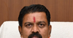 उप मुख्यमंत्री विजय शर्मा के निर्देश पर पीएम जनमन आवास में ठगी करने पर ठेकेदार शेख निजामुद्दिन उर्फ निक्की खान के विरुद्ध एफआईआर दर्ज…..
